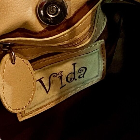 Vida Tan Leather Hand Bag Fashion Purse Brand New NWT - Picture 11 of 11